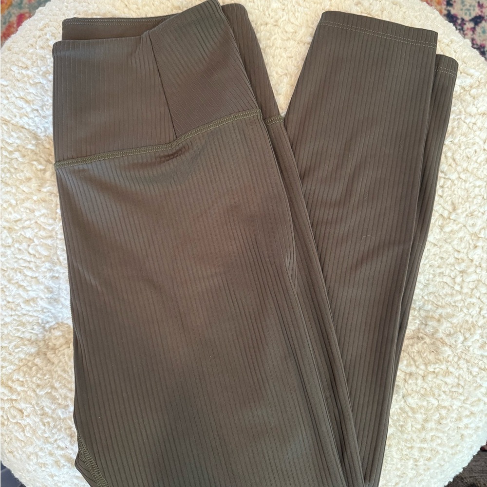 Girlfriend collective leggings
